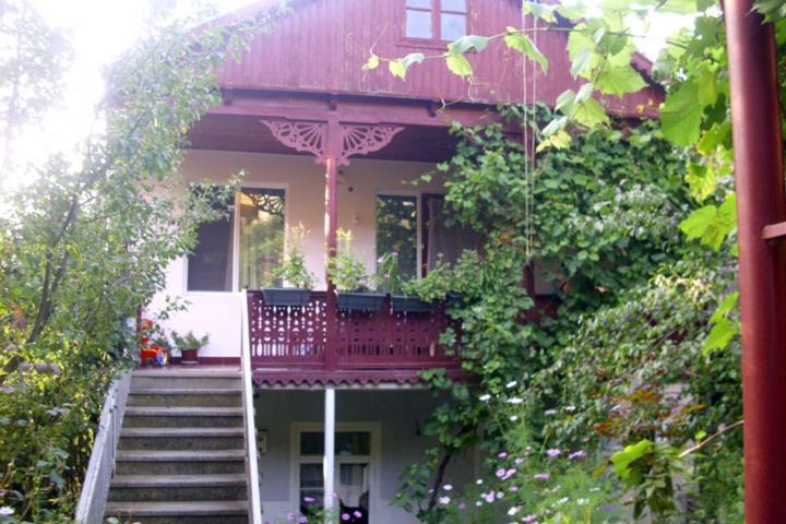 Petit Dilijan Bed & Breakfast Exterior photo